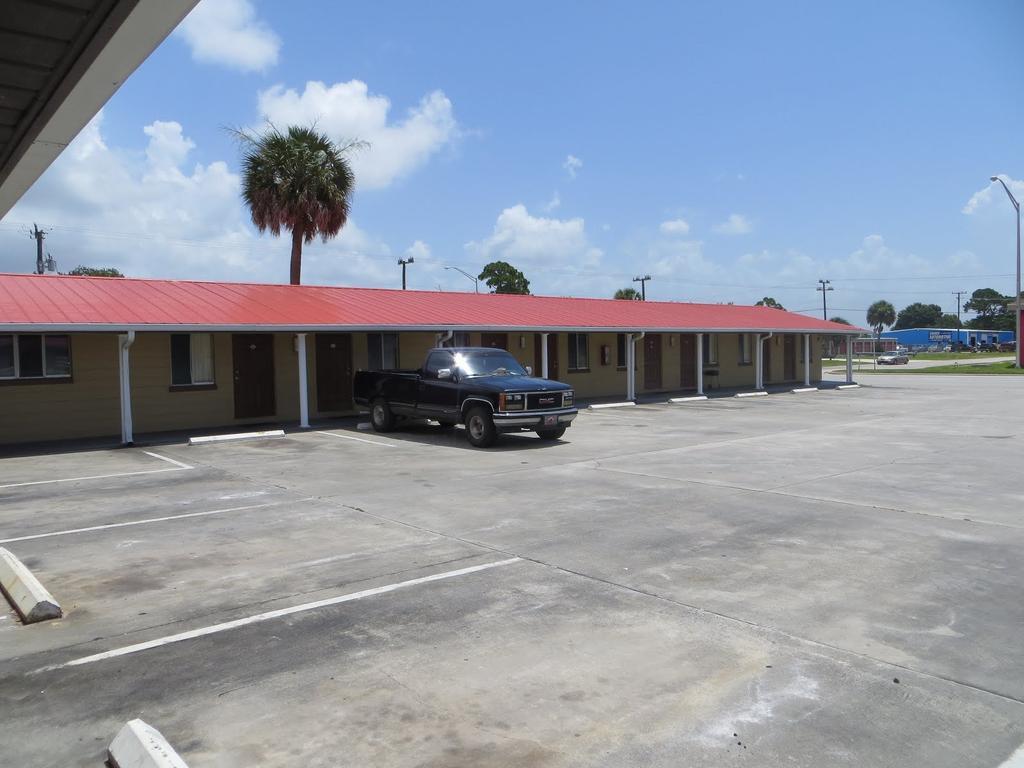 Travelers Inn Okeechobee Luaran gambar