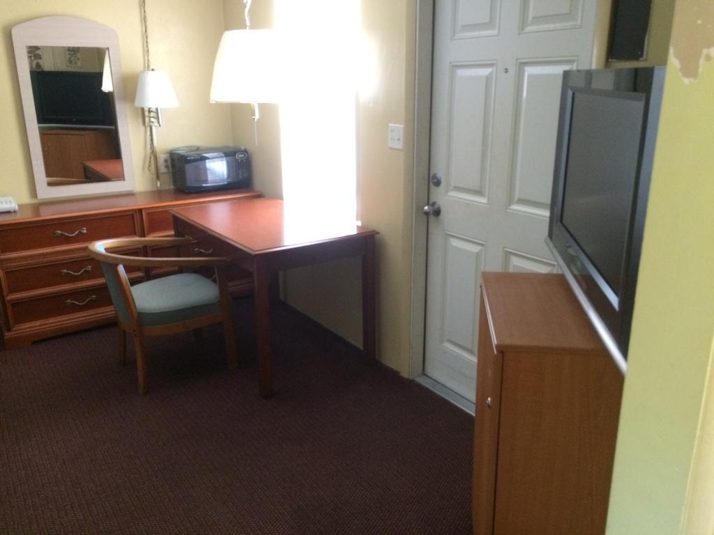 Travelers Inn Okeechobee Luaran gambar